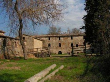 Foto Rustico a Pomarance di 1150 m² in vendita