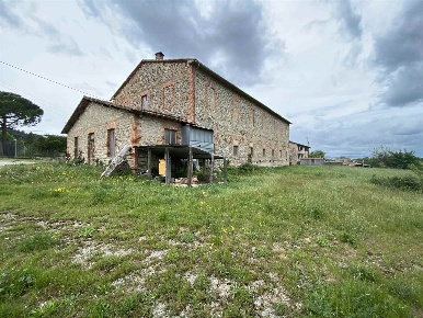 Foto Rustico a Magione Sant'arcangelo di 5650 m² con 15 locali in vendita