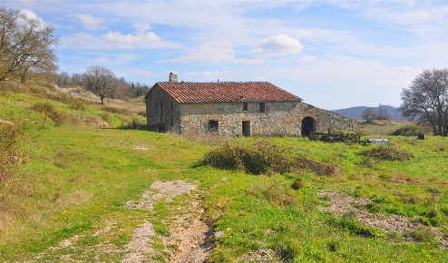 Foto Rustico in Strada Vicinale Pianaggello, Castelnuovo di Val di Cecina