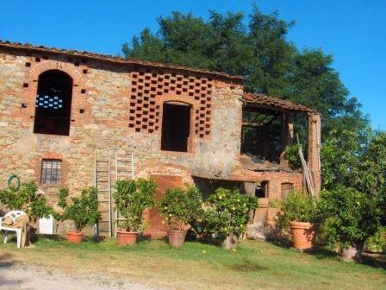 Foto Rustico in via per tofori, Capannori Camigliano di 1000 m² in vendita