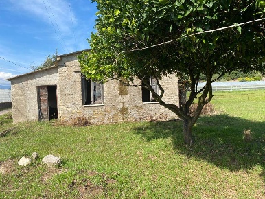 Foto Rustico a Sperlonga di 80 m² con 1 locali in vendita