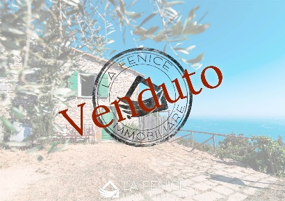 Foto Rustico a Riomaggiore di 110 m² con 4 locali in vendita