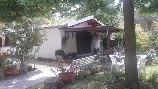 Foto Rustico a Folignano di 65 m² con 2 locali in vendita