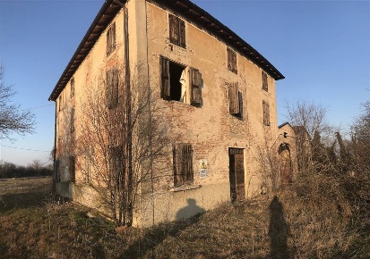 Foto Rustico a Gattatico di 600 m² con 15 locali in vendita