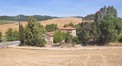 Foto Rustico in Strada Regionale 206, Rosignano Marittimo di 850 m²