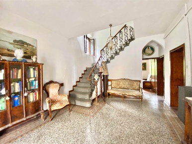 Foto Rustico a Pistoia San Felice di 300 m² con 15 locali in vendita