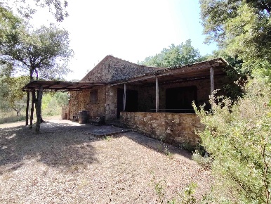 Foto Rustico a Massa Marittima di 135 m² con 4 locali in vendita
