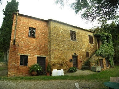 Foto Rustico a Pienza Centro di 300 m² con 10 locali in vendita