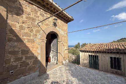 Foto Rustico a Reitano Contrada Torre di 240 m² con 11 locali in vendita