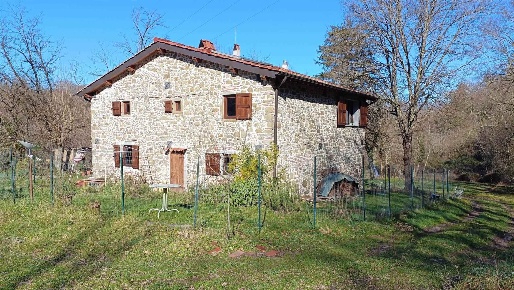 Foto Rustico a Vicchio di 220 m² con 9 locali in vendita