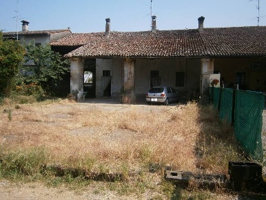 Foto Rustico a Annicco di 400 m² con 7 locali in vendita