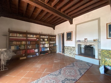Foto Rustico a Vaglia di 280 m² con 8 locali in vendita