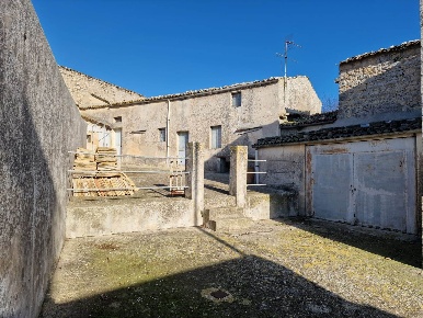 Foto Rustico a Ragusa Conservatore - San Giacomo di 200 m² con 6 locali