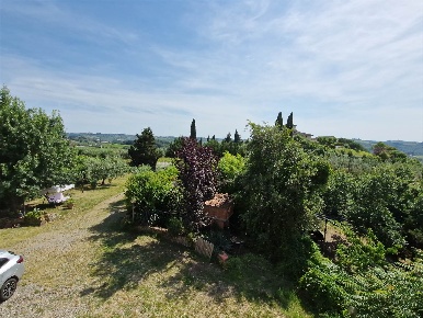Foto Rustico a Montespertoli di 360 m² con 11 locali in vendita