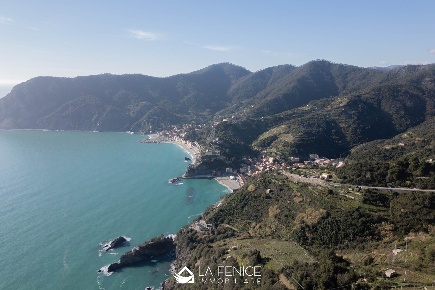 Foto Rustico a Monterosso al Mare di 142 m² con 6 locali in vendita