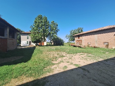 Foto Rustico in via Marana  13, Budrio di 974 m² con 20 locali in vendita