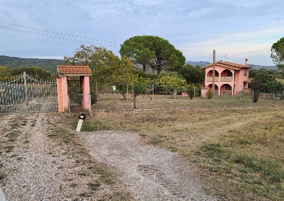 Foto Rustico a Roccastrada di 150 m² con 7 locali in vendita