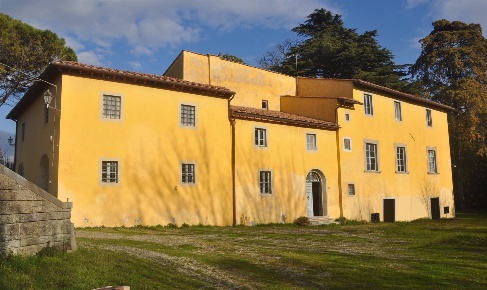 Foto Rustico in Via il Colle, Crespina Lorenzana di 3000 m² con 50 locali