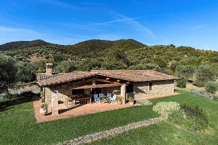 Foto Rustico a Castiglione della Pescaia Castiglione Paese di 220 m²