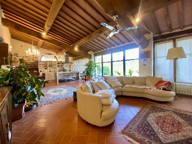 Foto Rustico a Campi Bisenzio Il Rosi, Limite di 163 m² con 5 locali