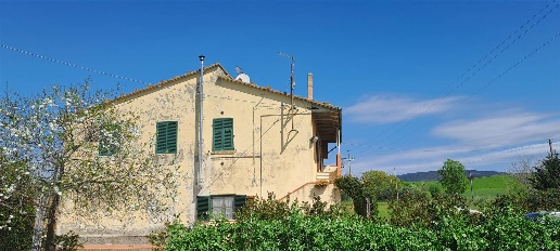Foto Rustico a Scansano di 160 m² con 10 locali in vendita
