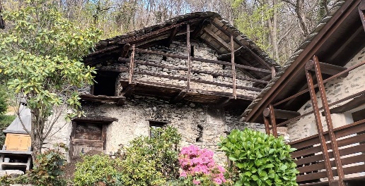 Foto Rustico a Gordona di 50 m² con 2 locali in vendita