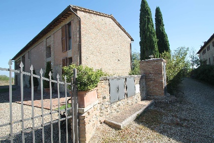 Foto Rustico a Siena Ruffolo - Taverne d'Arbia di 213 m² con 10 locali