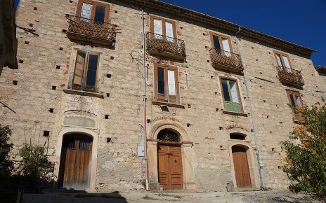 Foto Rustico a Mendicino Tivolille Pasquali Merenzata di 300 m² in vendita