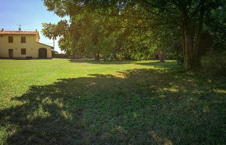 Foto Rustico a San Giuliano Terme di 200 m² con 7 locali in vendita