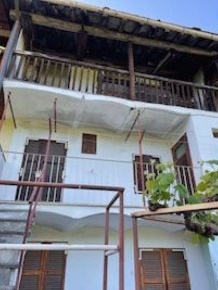 Foto Rustico in Borgata Roccette, Giaveno di 90 m² con 5 locali in vendita