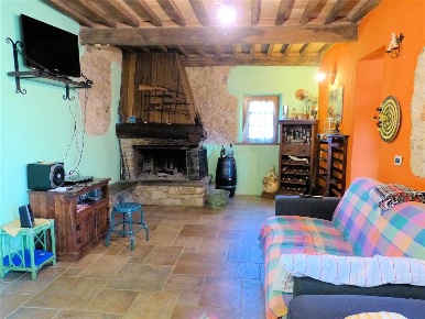 Foto Rustico a Pietrasanta di 165 m² con 6 locali in vendita