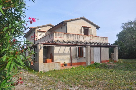 Foto Rustico in località Vignacci, Suvereto di 285 m² con 8 locali