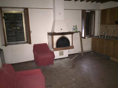 Foto Rustico a Concordia sulla Secchia di 380 m² con 6 locali in vendita