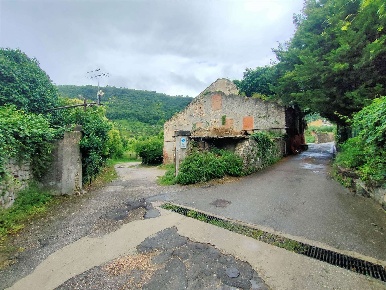 Foto Rustico a Verona di 153 m² con 19 locali in vendita