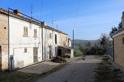 Foto Rustico a Scerni Centro di 141 m² con 4 locali in vendita