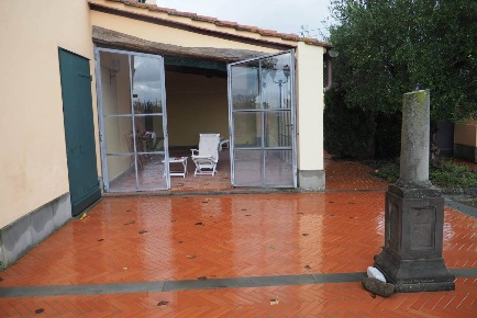 Foto Rustico a Pistoia Santomato di 320 m² con 10 locali in vendita