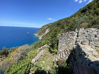Foto Rustico a La Spezia Marola - Campiglia di 126 m² con 5 locali