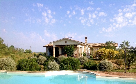 Foto Rustico a Manciano Centro di 145 m² con 7 locali in vendita