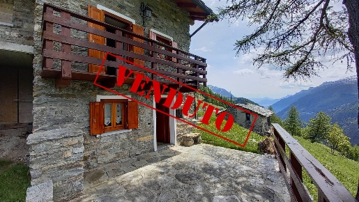 Foto Rustico in Teggiate, Madesimo di 87 m² con 4 locali in vendita
