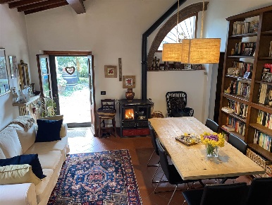 Foto Rustico a San Casciano in Val di Pesa di 400 m² con 8 locali
