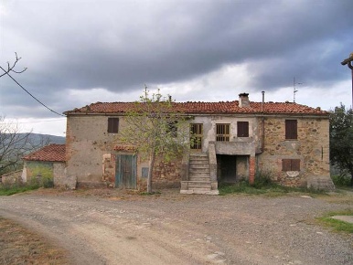 Foto Rustico a Castiglione d'Orcia Centro di 180 m² con 4 locali in vendita