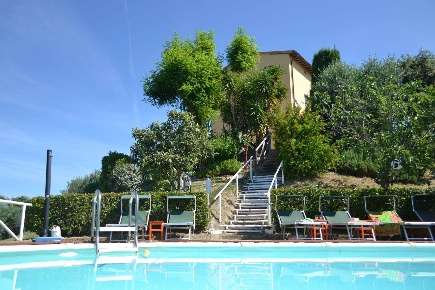 Foto Rustico a Montespertoli di 120 m² con 5 locali in vendita