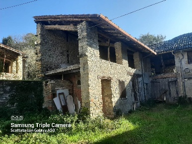 Foto Rustico a Garbagna Centro di 125 m² con 4 locali in vendita