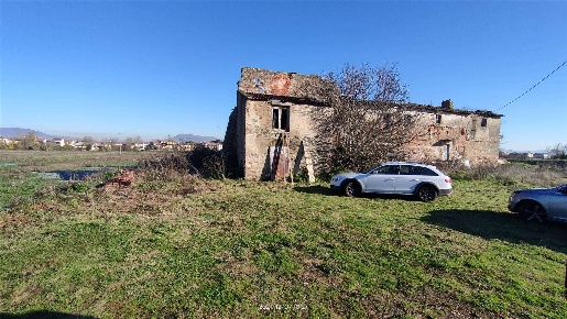 Foto Rustico a Signa Sant'Angelo di 500 m² con 22 locali in vendita