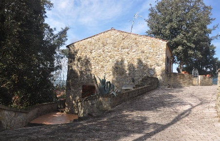 Foto Rustico in Via del Commercio Sud, Santa Luce Casciana Terme di 65 m²