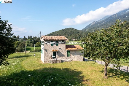 Foto Rustico in via Prada, San Zeno di Montagna di 70 m² con 3 locali