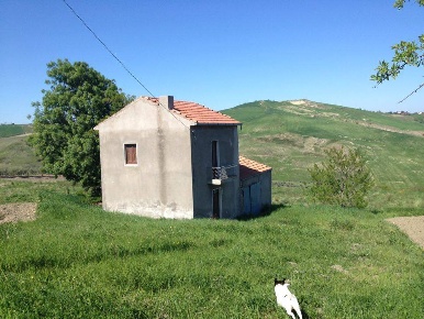 Foto Rustico a Gissi Centro di 140 m² con 4 locali in vendita