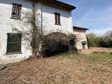 Foto Rustico a Zerbolò Centro di 860 m² con 15 locali in vendita