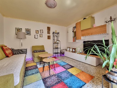 Foto Rustico a Camaiore Camaiore Paese di 110 m² con 9 locali in vendita