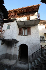 Foto Rustico a Chiavenna di 60 m² con 3 locali in vendita